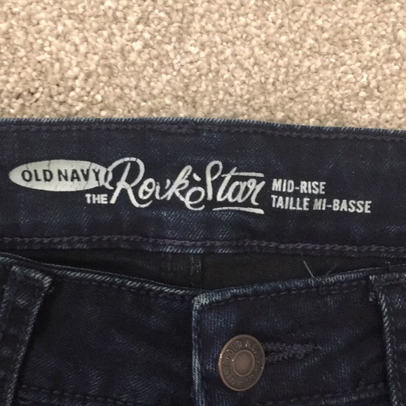 Old Navy Soft and stretchy jeans - Picture 2 of 3